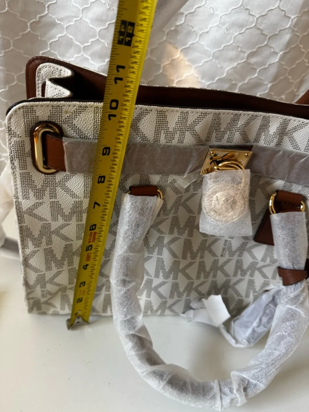 Michael Kors Hamilton PVC LG Signature Tote, Shoulder Bag $368 Vanilla #025  NWT - Picture 11 of 13